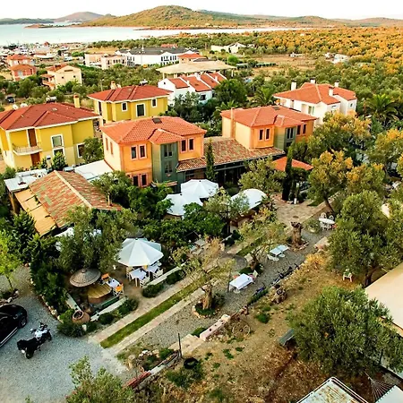 Cunda Battalos Kuecuek Otel