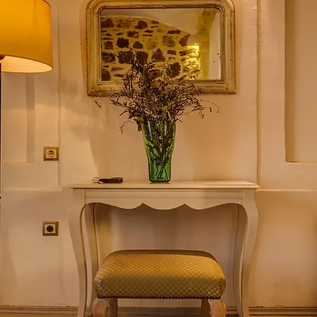 Cunda Battalos Kuecuek Otel