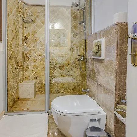 Otel Cunda Battalos Kuecuek 2*